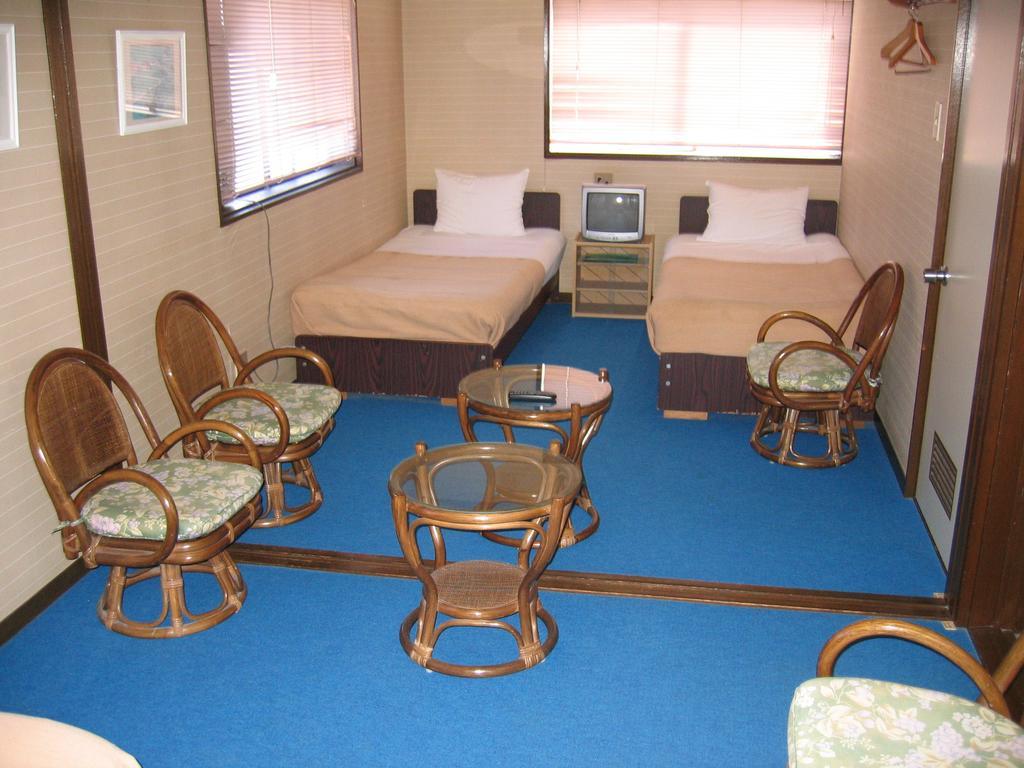 Pension Croissant Wajima Extérieur photo